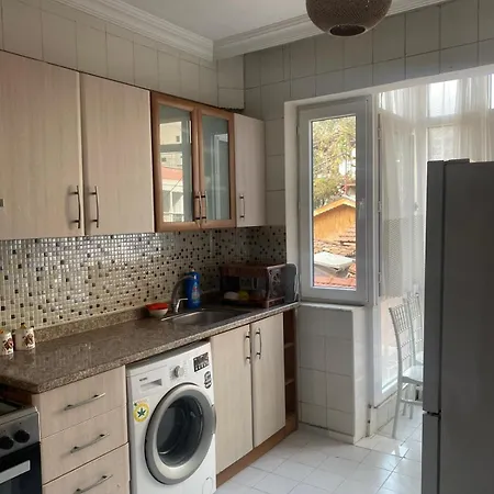 Center Comfortable Apartment *